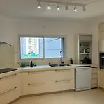 Luxurious Seaside Apartment